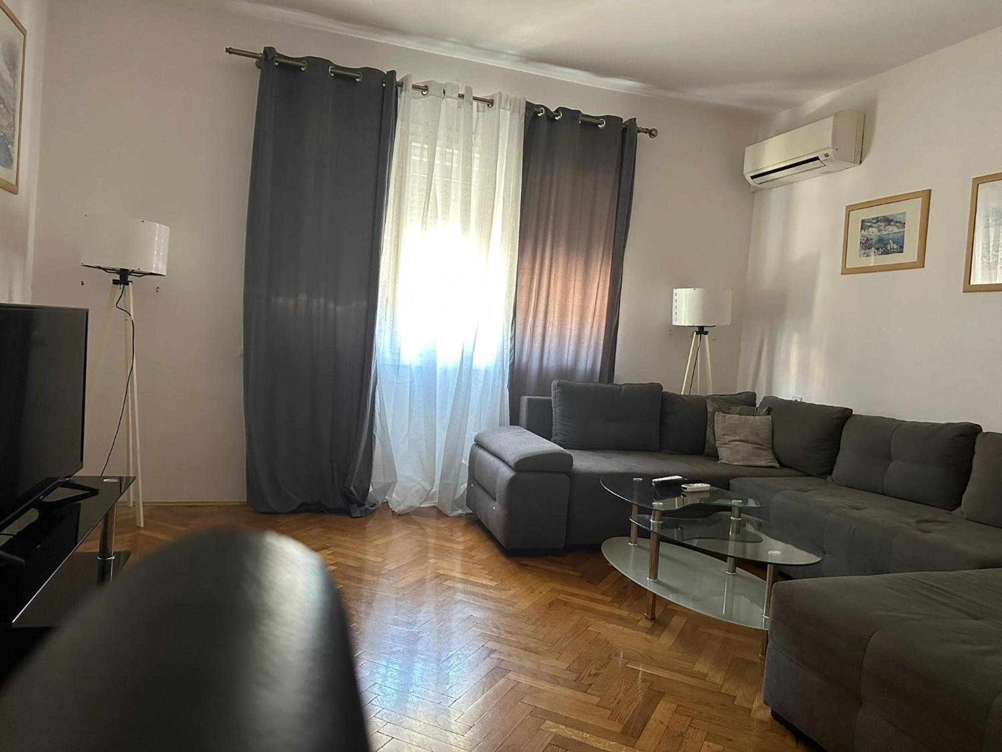 Apartman In Center